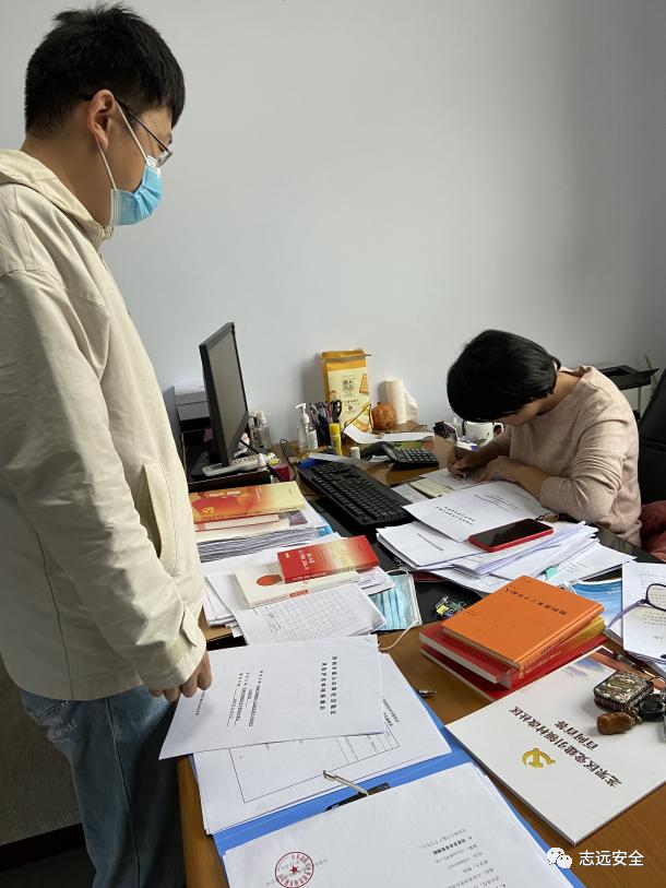 1669597038141182.png 640 (5).png